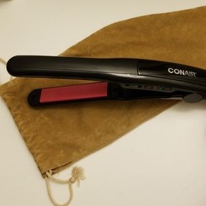 Conair 3/4" Hair Straightener, Pink